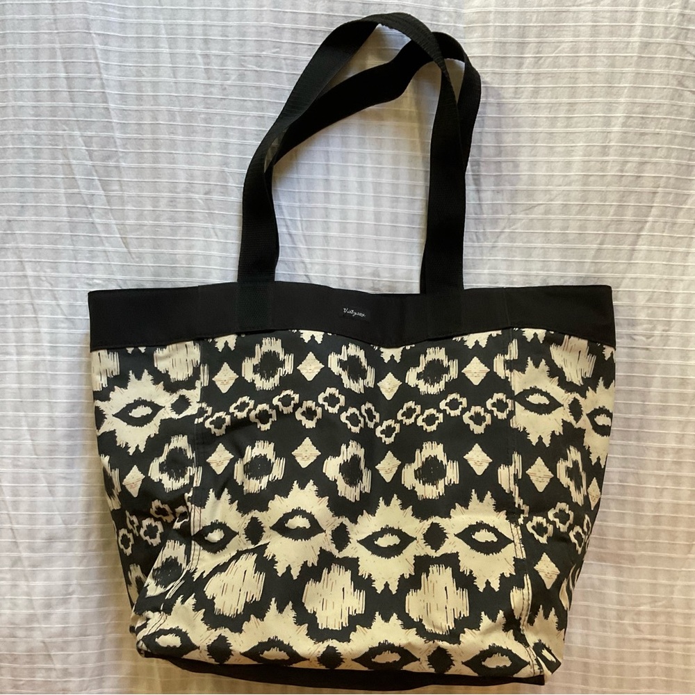 Thirty-one // Essential storage tote in ikat